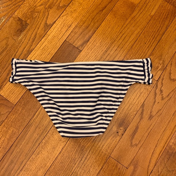 NWT Vineyard Vines Bathing Suit Bottom - Picture 3 of 3